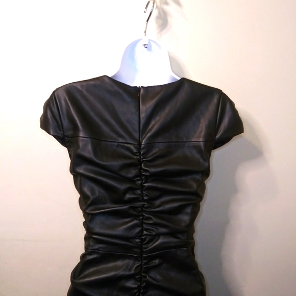 Zara Sexy Ruched Black Body-Con Faux Leather Dress - Picture 5 of 10